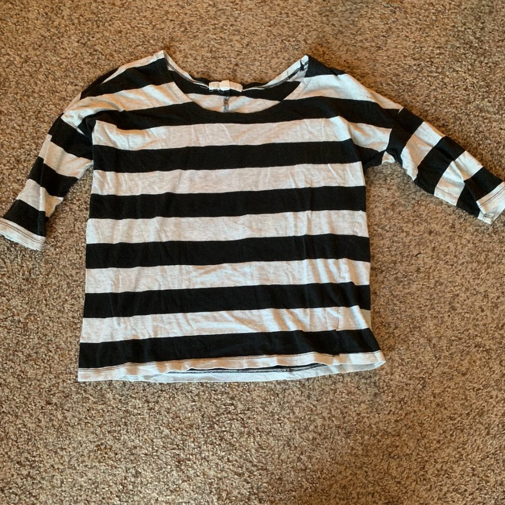 Forever 21 Stripe 3/4 length top small